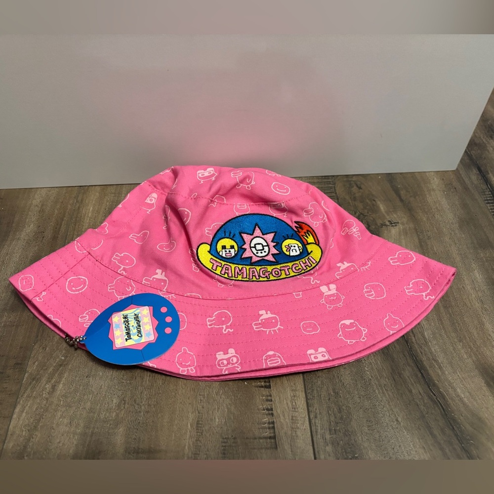 Tamagotchi x Cakeworthy Bucket Hat Brand New With Tags